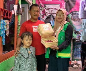 PT Arnott’s Indonesia Salurkan CSR Dua Ekor Sapi Qurban Lewat LAZGIS Peduli