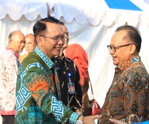 Pemkab Bekasi Serahkan Aset Wilayah Layanan Perumda Tirta Bhagasasi Pada Pemkot Bekasi