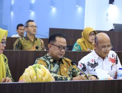 Pj. Wali Kota Bekasi Ikuti Rapat Daring Bersama Mendagri dan Menaker