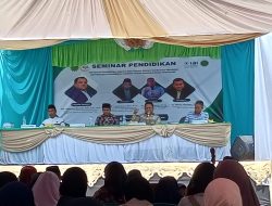 Seminar Pendidikan Nasional: Membangun Pendidikan Holistik Generasi Emas Indonesia