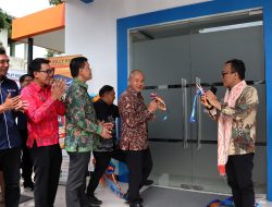 Wamenaker Resmikan Kampus Pariwisata di Purwokerto, Bupati Banyumas: Siap Cetak SDM Unggul