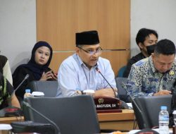 Dana Dawis Naik Tapi Belum Cair? DPRD DKI Tagih Janji Pemprov