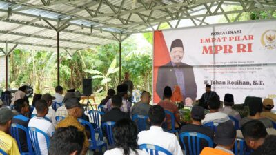 Johan Rosihan Ajak Masyarakat Sumbawa Perkuat Persatuan melalui Sosialisasi Empat Pilar MPR RI