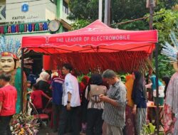 Bangkitkan Budaya Betawi, Warga Sukabumi Utara Gelar Lebaran Betawi Perdana
