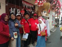 Semarak HUT RI ke-81, Warga RT 006 Utan Kayu Utara Berlomba Hias Rumah dengan Kreasi Unik